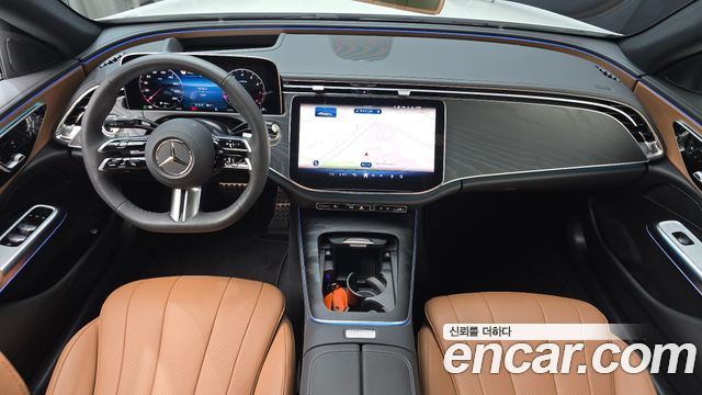 Mercedes-Benz E-Class 2026 — photo 7