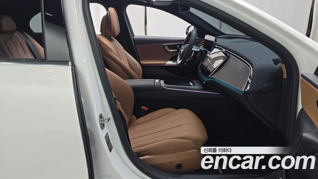 Mercedes-Benz E-Class 2026 — photo 12