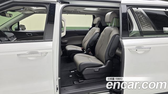 Kia Canival 2026 — photo 11