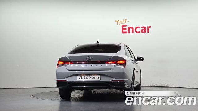 Hyundai AVANTE 2023 — photo 4
