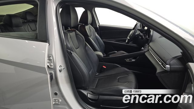 Hyundai AVANTE 2023 — photo 12