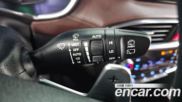 Hyundai Santafe 2019 — photo 24