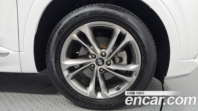 Hyundai Santafe 2019 — photo 7