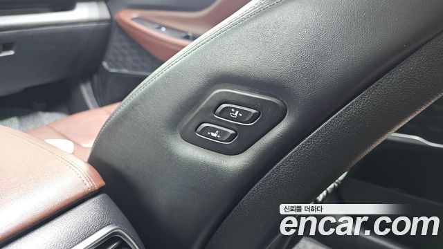 Hyundai Santafe 2019 — photo 31