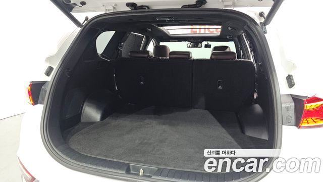 Hyundai Santafe 2019 — photo 33