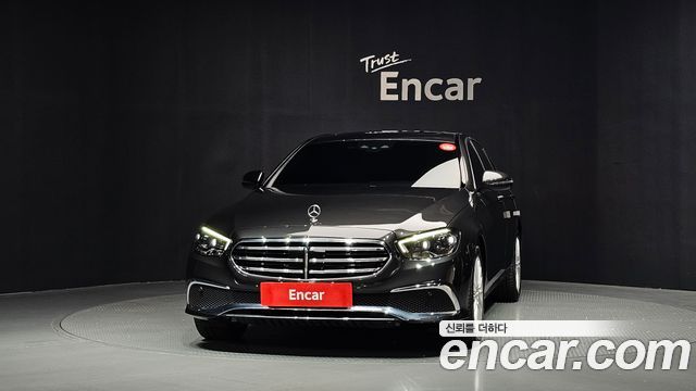 Mercedes-Benz E-Class 2021 — photo 3