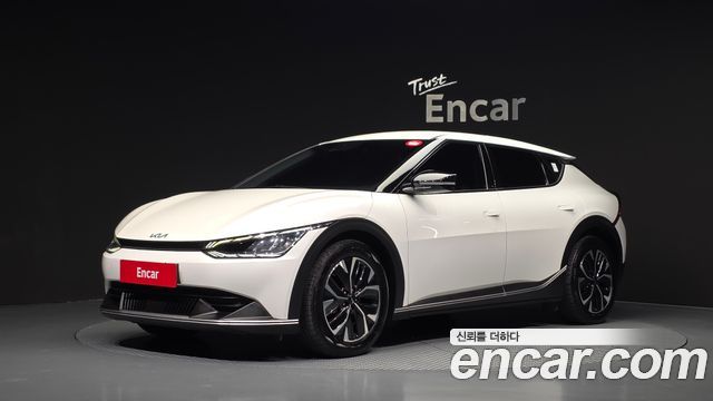 Kia EV6 2022 — photo 1