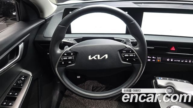 Kia EV6 2022 — photo 19