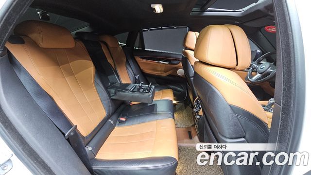 BMW X6 2018 — photo 19