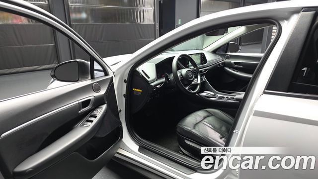 Hyundai Sonata 2020 — photo 13