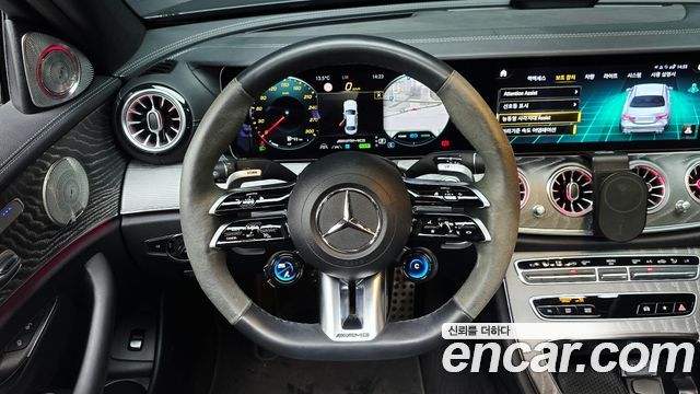 Mercedes-Benz E-Class 2023 — photo 20
