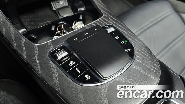 Mercedes-Benz E-Class 2023 — photo 30