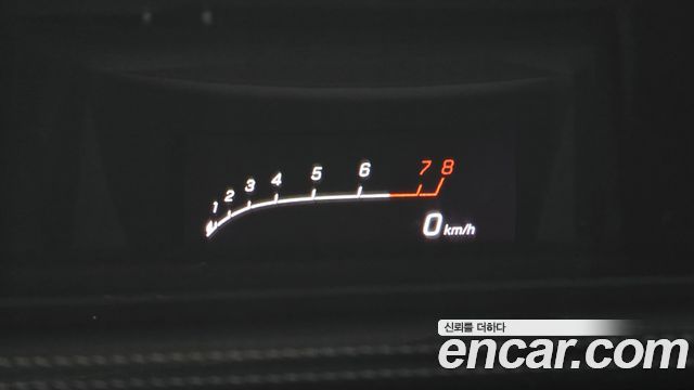 Mercedes-Benz E-Class 2023 — photo 36