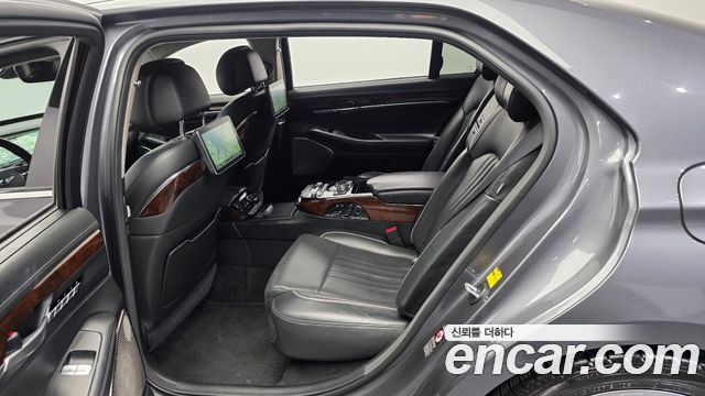 Genesis EQ900 2016 — photo 16