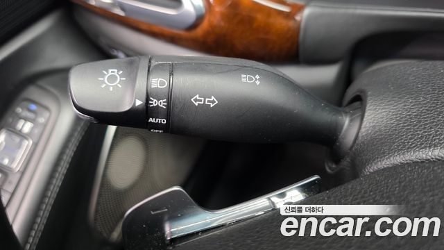 Genesis EQ900 2016 — photo 30
