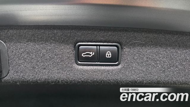 Genesis EQ900 2016 — photo 33