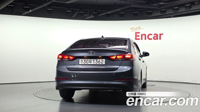 Hyundai AVANTE 2018 — photo 4