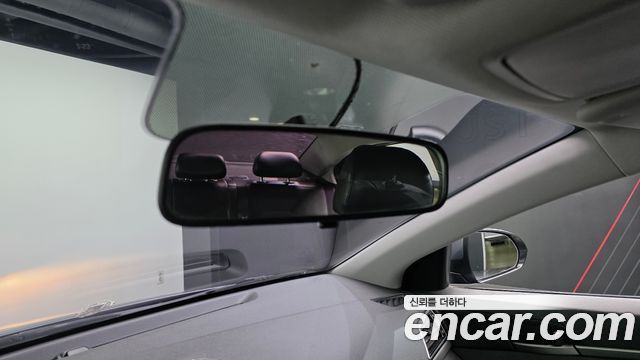 Hyundai AVANTE 2018 — photo 19