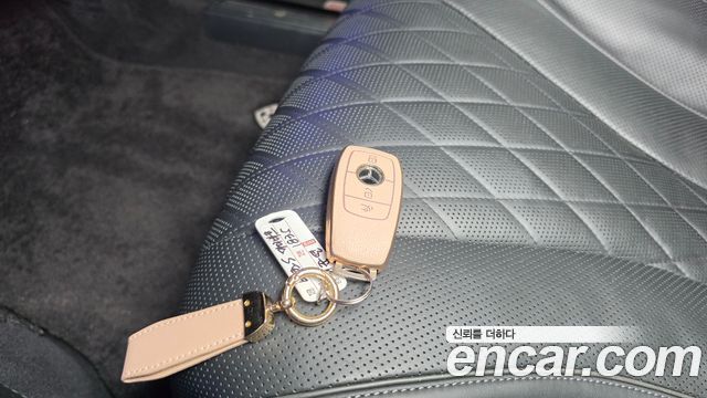 Mercedes-Benz S-Class 2020 — photo 22