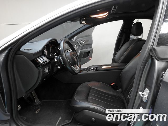 Mercedes-Benz CLS-Class 2017 — photo 10