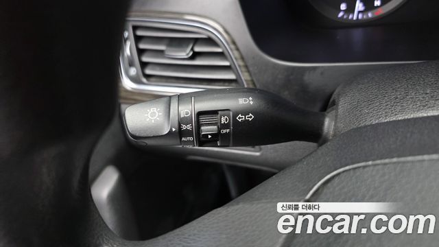 Hyundai Sonata 2015 — photo 16