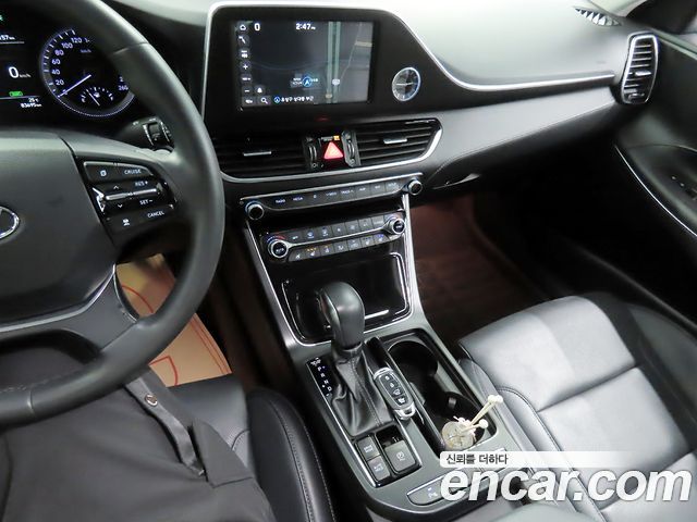 Hyundai Grandeur 2018 — photo 10