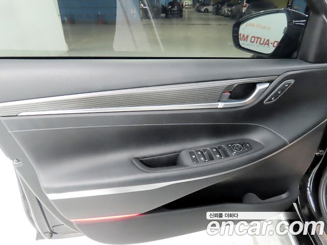 Hyundai Grandeur 2018 — photo 13