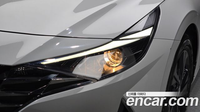 Hyundai AVANTE 2023 — photo 8