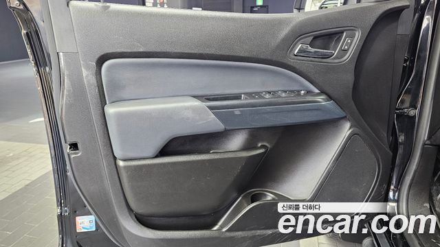 Chevrolet Korea Colorado 2021 — photo 14