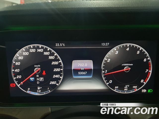 Mercedes-Benz E-Class 2018 — photo 8
