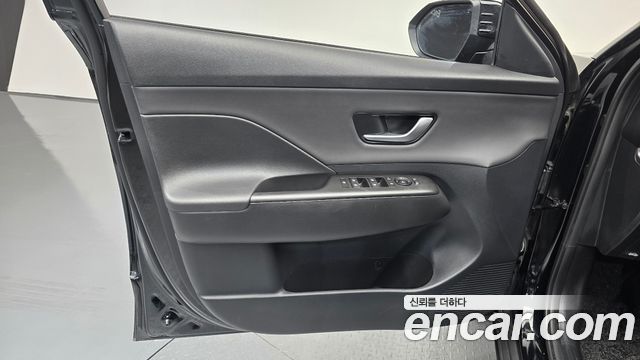 Hyundai Kona 2023 — photo 14