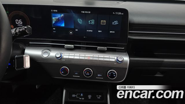 Hyundai Kona 2023 — photo 25
