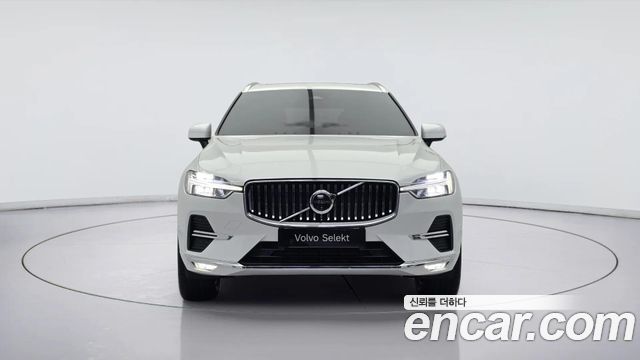 Volvo XC60 2024 — photo 2
