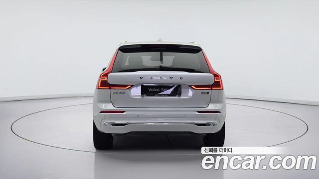 Volvo XC60 2024 — photo 5