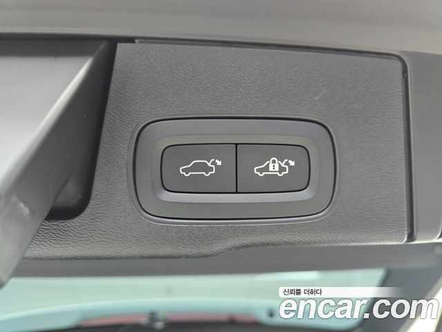 Volvo XC60 2024 — photo 19