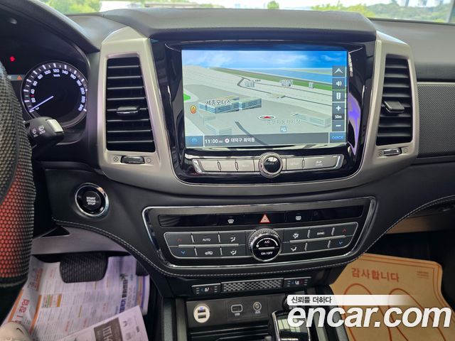 KG Mobility Rexton 2018 — photo 18