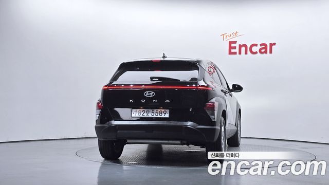Hyundai Kona 2023 — photo 4