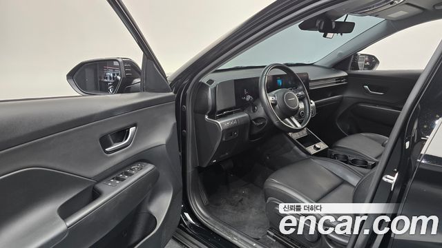 Hyundai Kona 2023 — photo 13