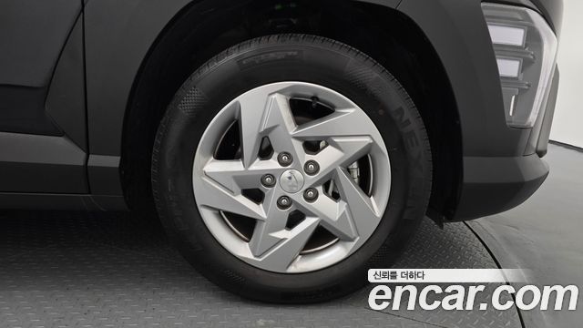 Hyundai Kona 2023 — photo 7