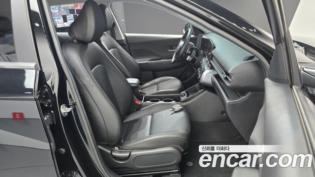 Hyundai Kona 2023 — photo 16