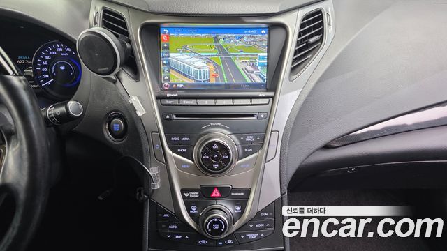 Hyundai Grandeur 2013 — photo 14