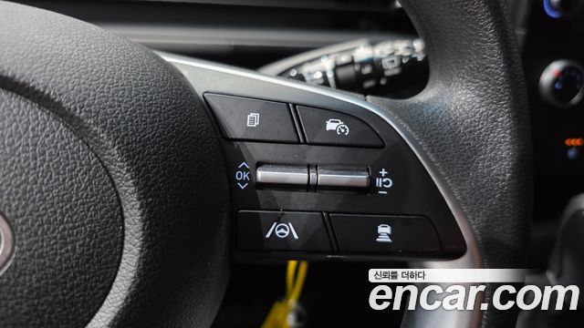 Hyundai Staria 2025 — photo 30