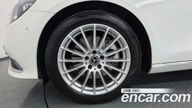 Mercedes-Benz E-Class 2021 — photo 5