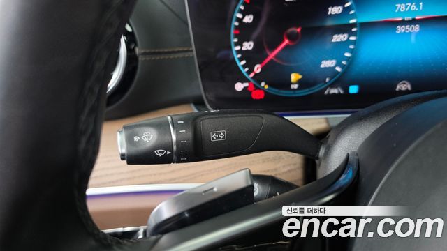 Mercedes-Benz E-Class 2021 — photo 27