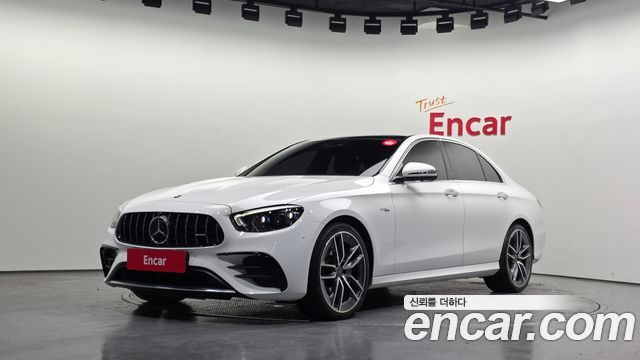 Mercedes-Benz E-Class 2021 — photo 1