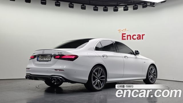 Mercedes-Benz E-Class 2021 — photo 2
