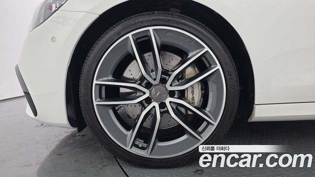 Mercedes-Benz E-Class 2021 — photo 5