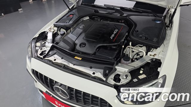 Mercedes-Benz E-Class 2021 — photo 6