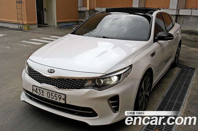 Kia K5 2016 — photo 1