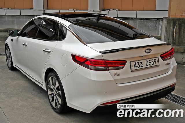 Kia K5 2016 — photo 6